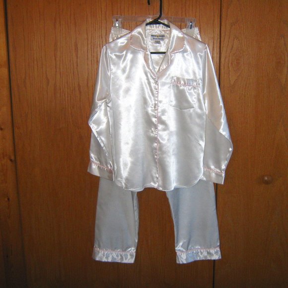Woodward Other - EUC Woodward Vintage Satin Silk Pajama Set Top 36 Bottoms 38 Nice!